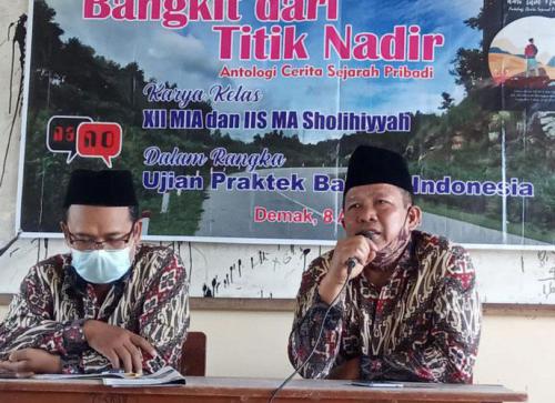 Launching-Buku-Perdana-Bangkit-dari-Titik-Nadir
